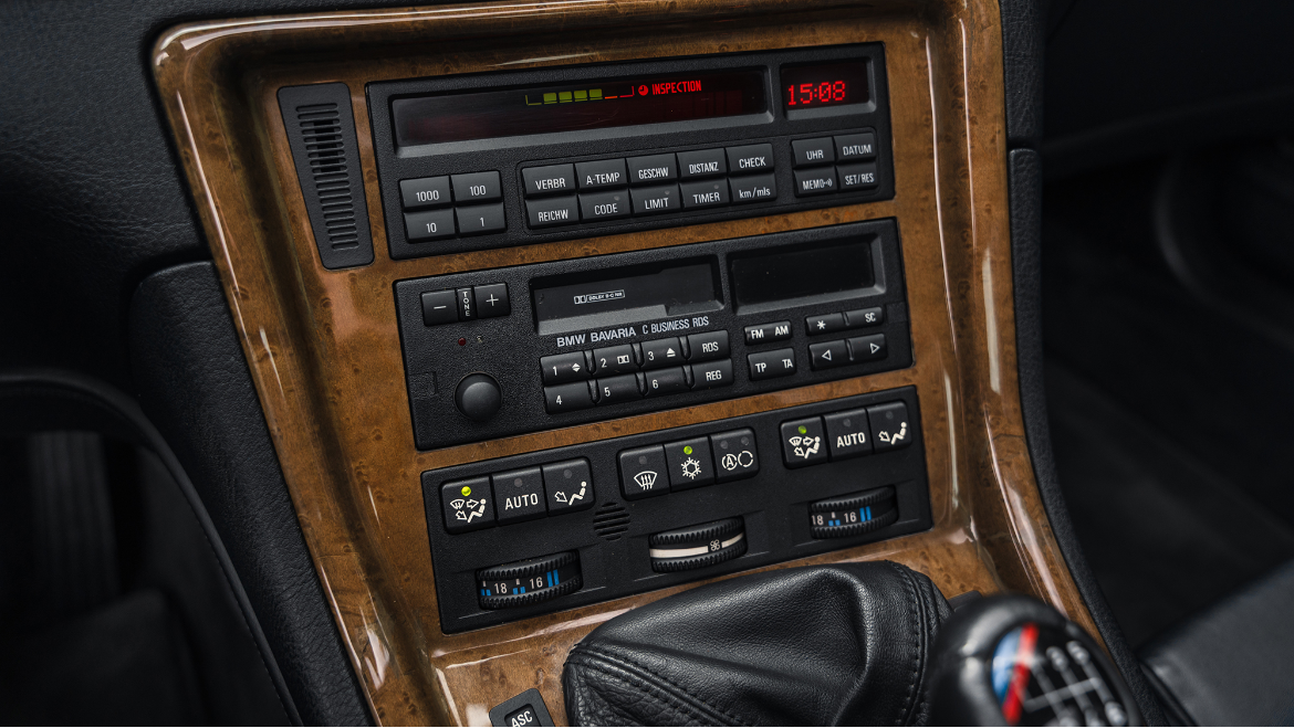 BMW 850 CSI